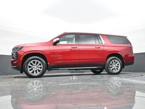 New 2025 Chevrolet Suburban Premier image 60