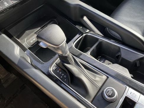 Used 2020 Kia Telluride LX image 22