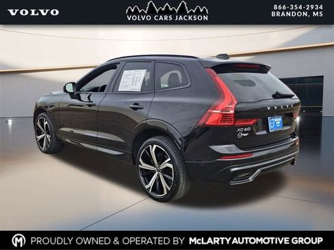 Used 2022 Volvo XC60 B5 R-Design image 6