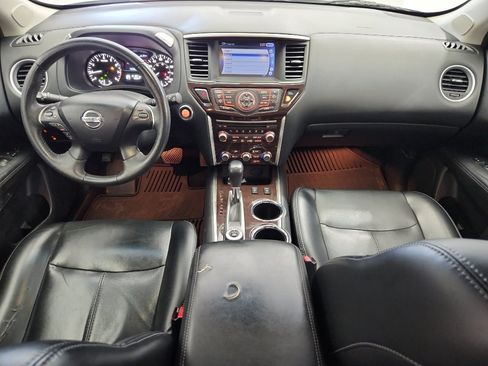 Used 2015 Nissan Pathfinder SL w/ SL Tech Package AWD/4WD image 7