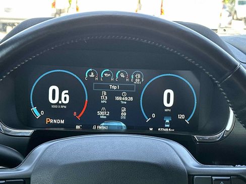 Used 2021 Ford F150 Lariat w/ FX4 Off-Road Package AWD/4WD image 36