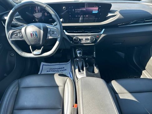 Used 2024 Buick Envista Sport Touring w/ Convenience I Package FWD image 32