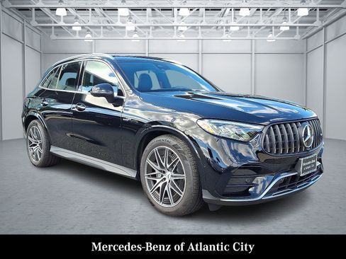 Used 2025 Mercedes-Benz GLC 43 AMG 4MATIC image 1
