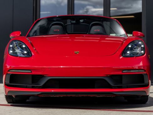 Certified 2025 Porsche 718 Boxster GTS image 8