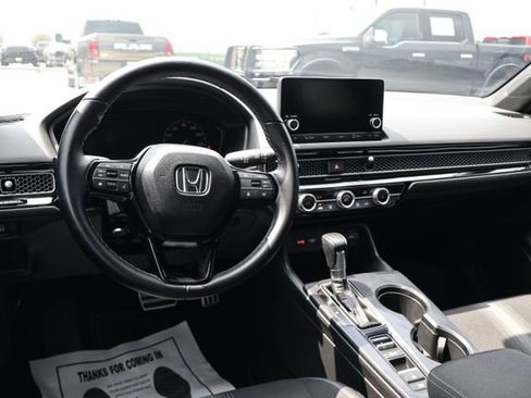 Used 2024 Honda Civic Sport image 10