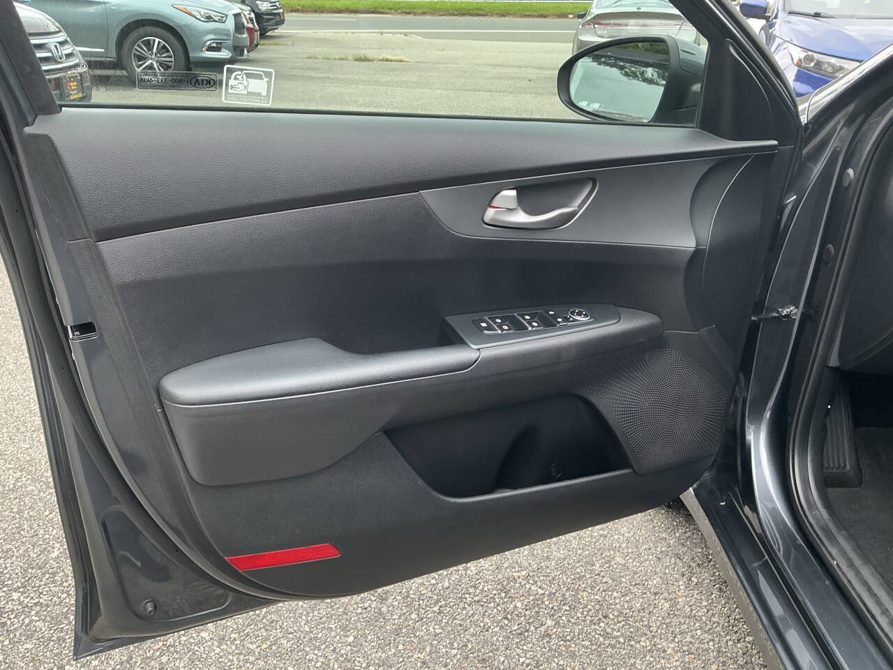 Used 2021 Kia Forte LXS FWD image 19