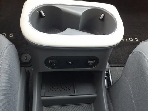 Used 2024 Hyundai Ioniq 5 SEL RWD image 24