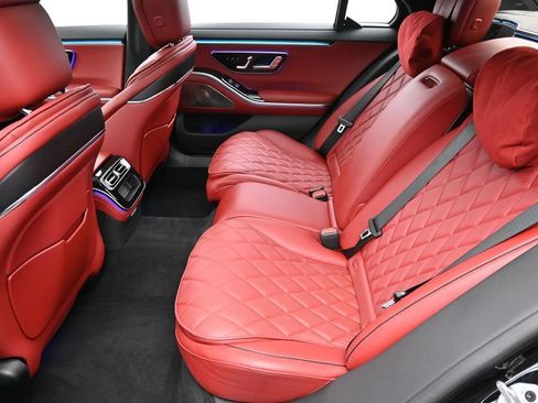 Used 2022 Mercedes-Benz S 500 4MATIC image 7