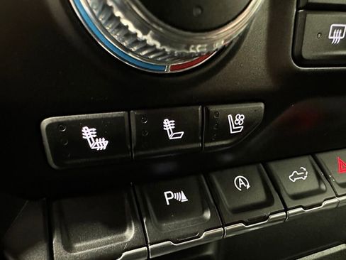 Used 2019 GMC Sierra 1500 AT4 w/ AT4 Premium Package image 25