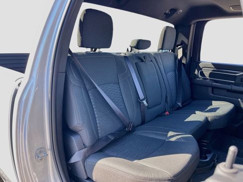 New 2026 RAM 2500 Big Horn AWD/4WD image 25