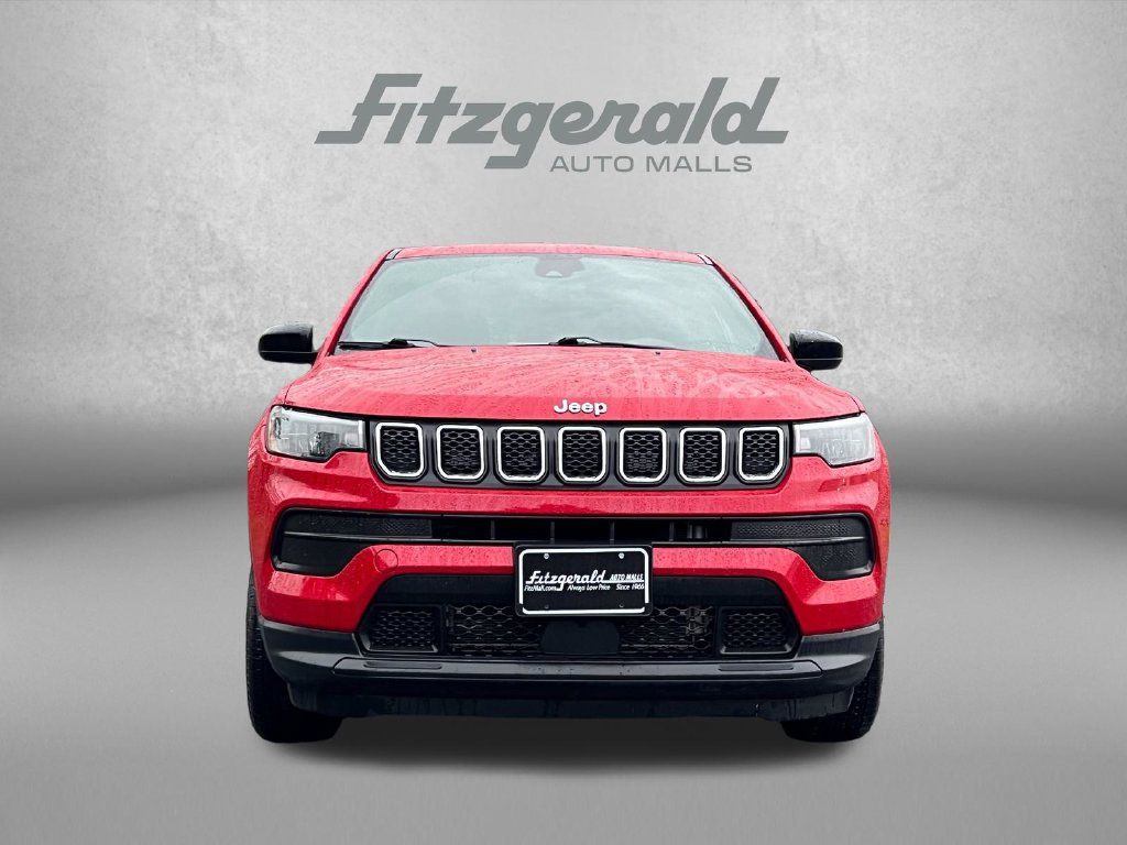 Used 2023 Jeep Compass Sport AWD/4WD image 6