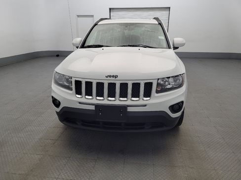 Used 2014 Jeep Compass Latitude w/ Sun/Sound Group image 15