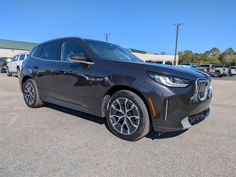 Used 2025 BMW X3 xDrive30i image 2