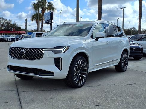 New 2026 Volvo XC90 B6 Ultra w/ Lounge Package image 3