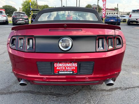 Used 2014 Ford Mustang GT Premium image 25