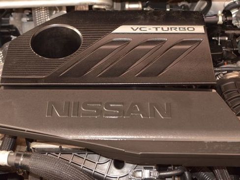 Used 2023 Nissan Rogue SL image 4