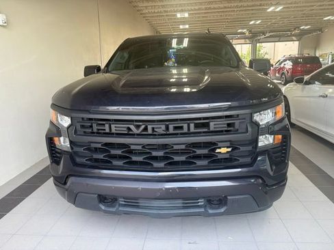 Used 2023 Chevrolet Silverado 1500 Custom RWD image 2