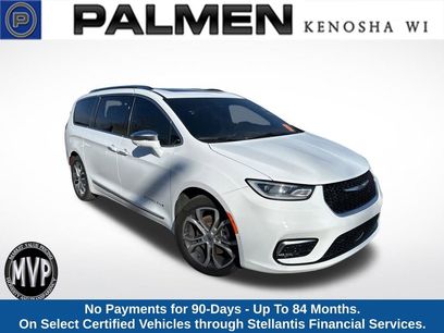 Certified 2024 Chrysler Pacifica Pinnacle w/ Trailer Tow Group