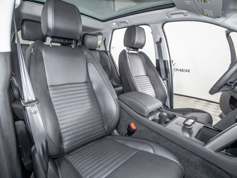 Used 2025 Land Rover Discovery Sport S AWD/4WD image 16