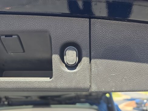 Used 2019 GMC Yukon SLT image 14