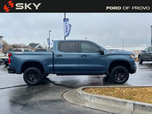 Used 2024 Chevrolet Silverado 1500 LT Trail Boss w/ Convenience Package II image 5