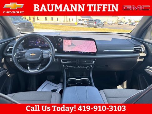Used 2026 Chevrolet Traverse LT w/ Driver Confidence Package FWD image 20