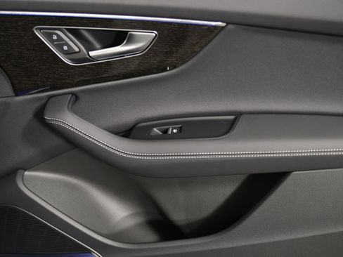 New 2026 Audi Q7 2.0T Premium Plus image 9