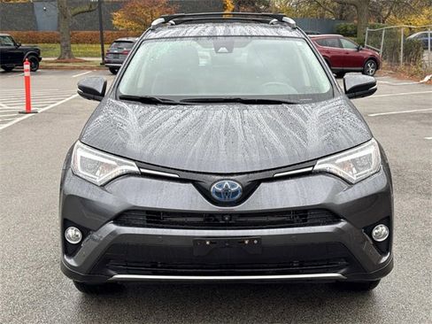 Used 2016 Toyota RAV4 Limited image 2