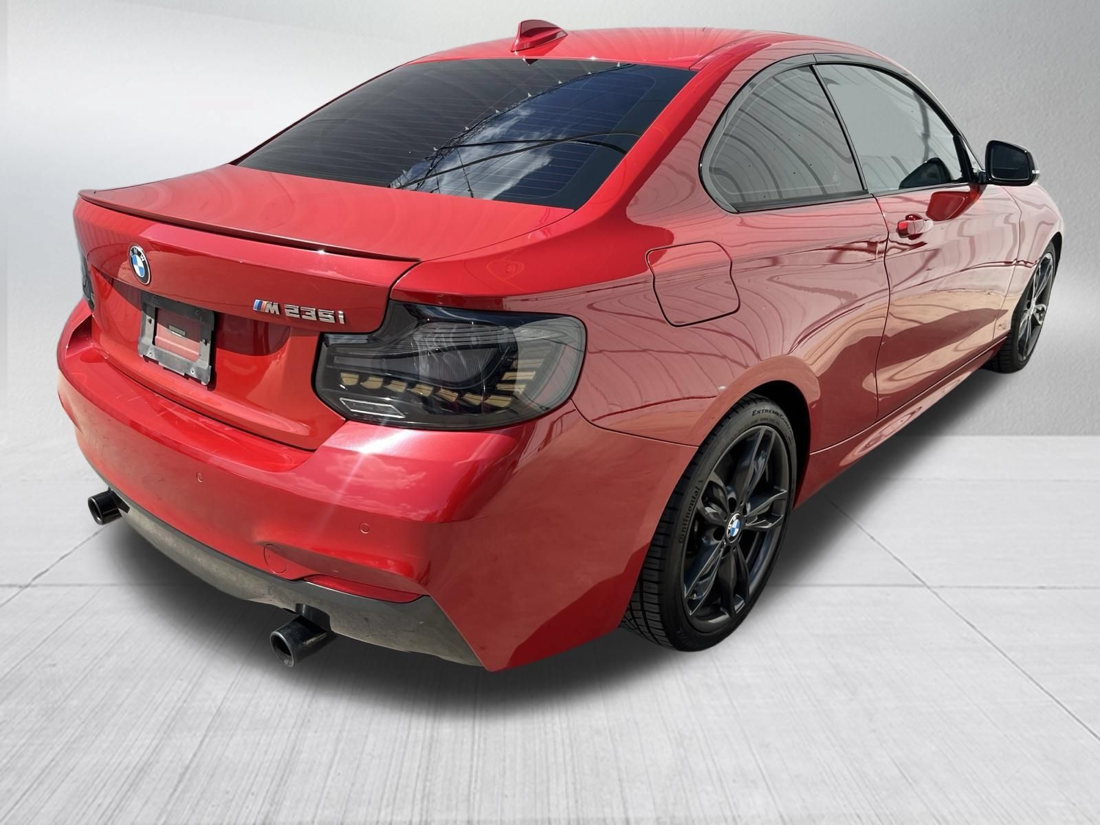 Used 2016 BMW M235i Coupe RWD image 9