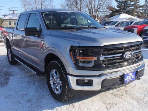 Used 2025 Ford F150 XLT w/ Equipment Group 301A Standard image 8
