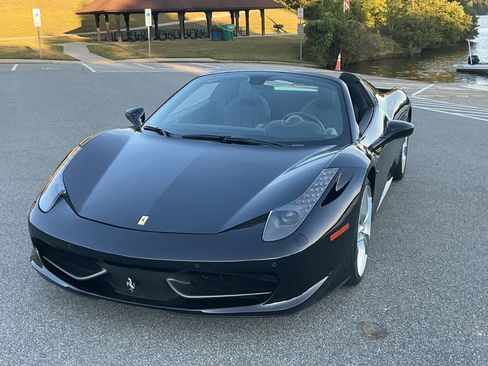 Used 2013 Ferrari 458 Spider image 14