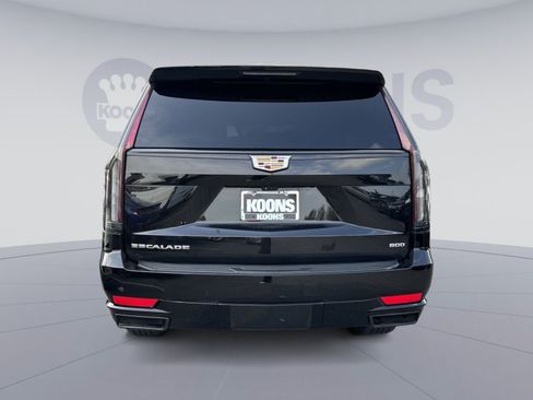 Used 2024 Cadillac Escalade ESV Sport RWD image 5