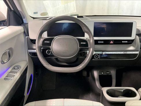 Used 2023 Hyundai Ioniq 5 Limited image 17
