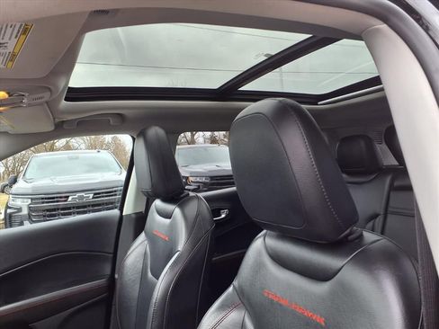 Used 2019 Jeep Compass Trailhawk w/ Leather Interior Group image 19