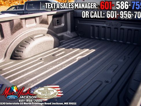 New 2026 Ford F250 Lariat w/ Black Appearance Package image 31