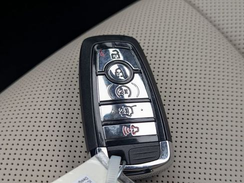 New 2026 Lincoln Corsair Reserve AWD/4WD image 27