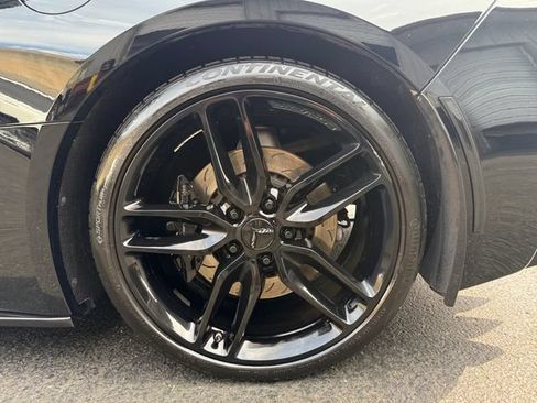 Used 2019 Chevrolet Corvette Stingray Coupe RWD image 30