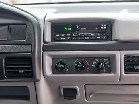 Used 1997 Ford F250 4x4 SuperCab Heavy Duty image 39