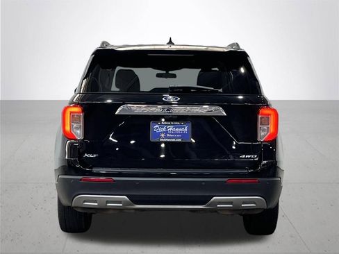 Used 2023 Ford Explorer XLT w/ Equipment Group 202A AWD/4WD image 10