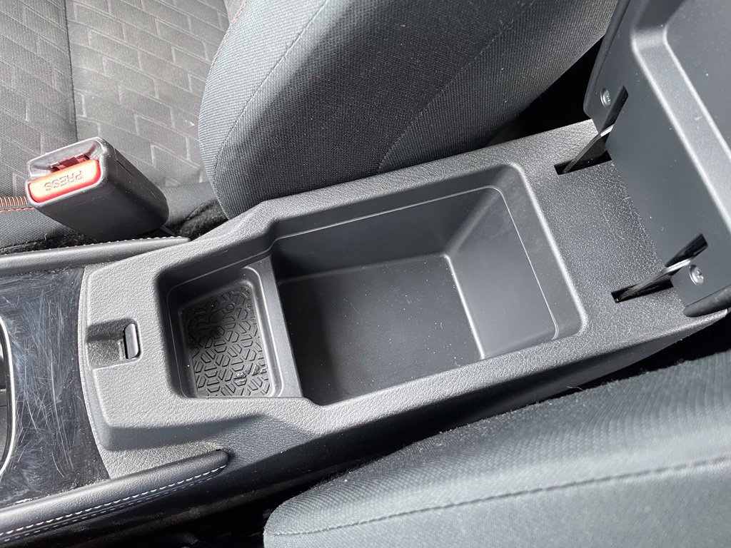 Used 2024 Nissan Kicks SR FWD image 36