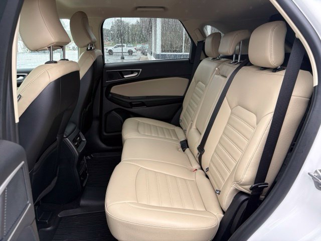 Certified 2024 Ford Edge SEL w/ Convenience Package AWD/4WD image 16