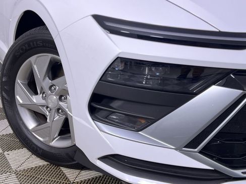 Used 2025 Hyundai Sonata SE image 12