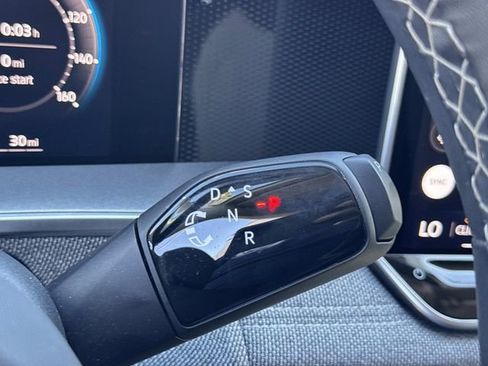 Certified 2025 Volkswagen Tiguan S w/ 18" Wheel Package image 23