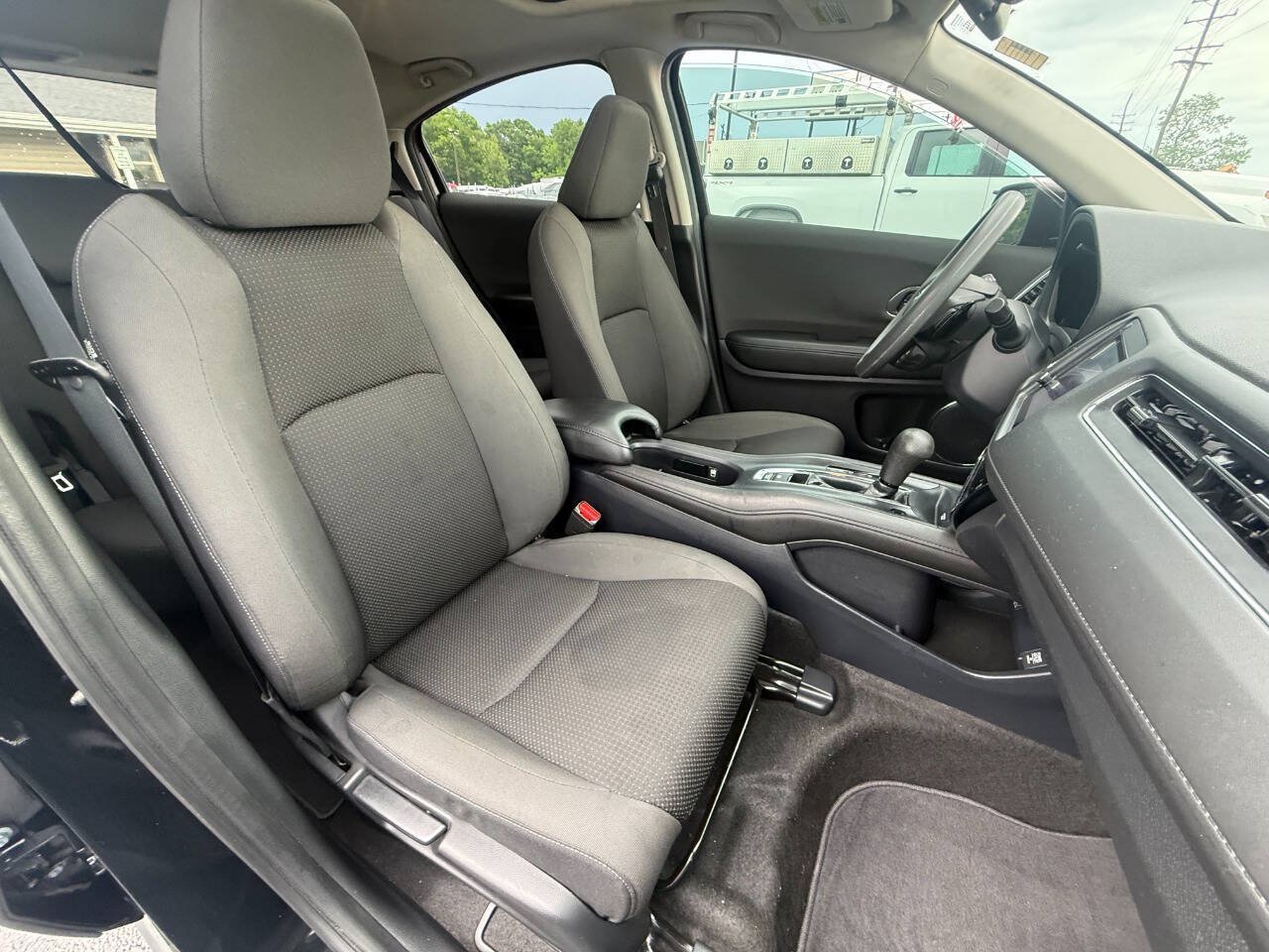 Used 2022 Honda HR-V EX image 10