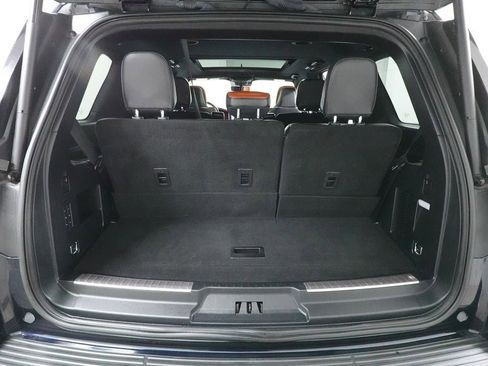 Used 2021 Lincoln Navigator Reserve w/ Luxury Package AWD/4WD image 30
