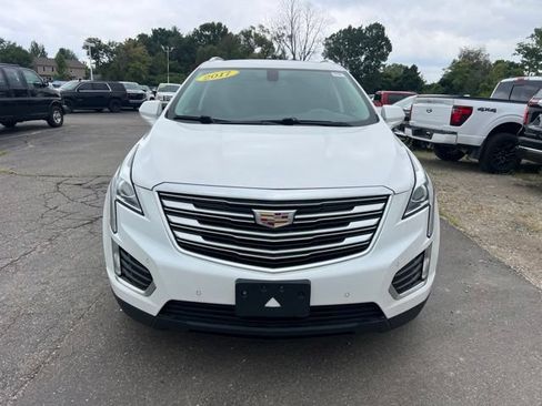 Used 2017 Cadillac XT5 Luxury w/ LPO, Wheel Lock Package AWD/4WD image 2