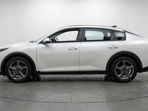 Used 2025 Kia K4 LXS image 5