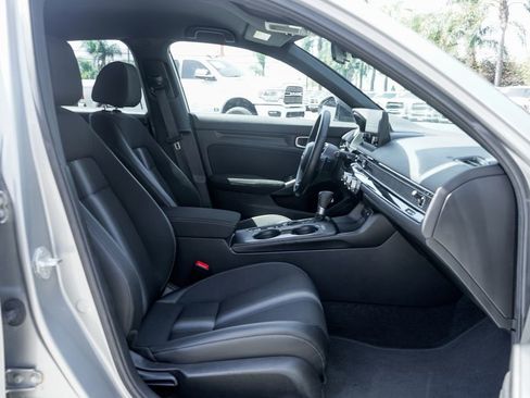 Used 2025 Honda Civic Sport image 35