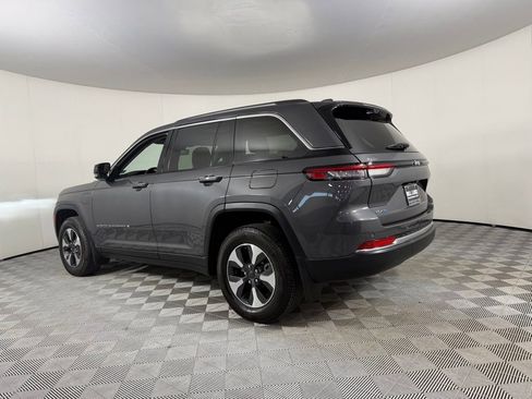 Used 2024 Jeep Grand Cherokee Limited 4xe w/ Luxury Tech Group II image 10