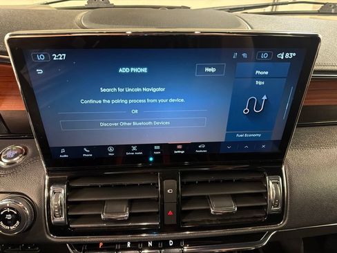Used 2022 Lincoln Navigator L Reserve AWD/4WD image 10